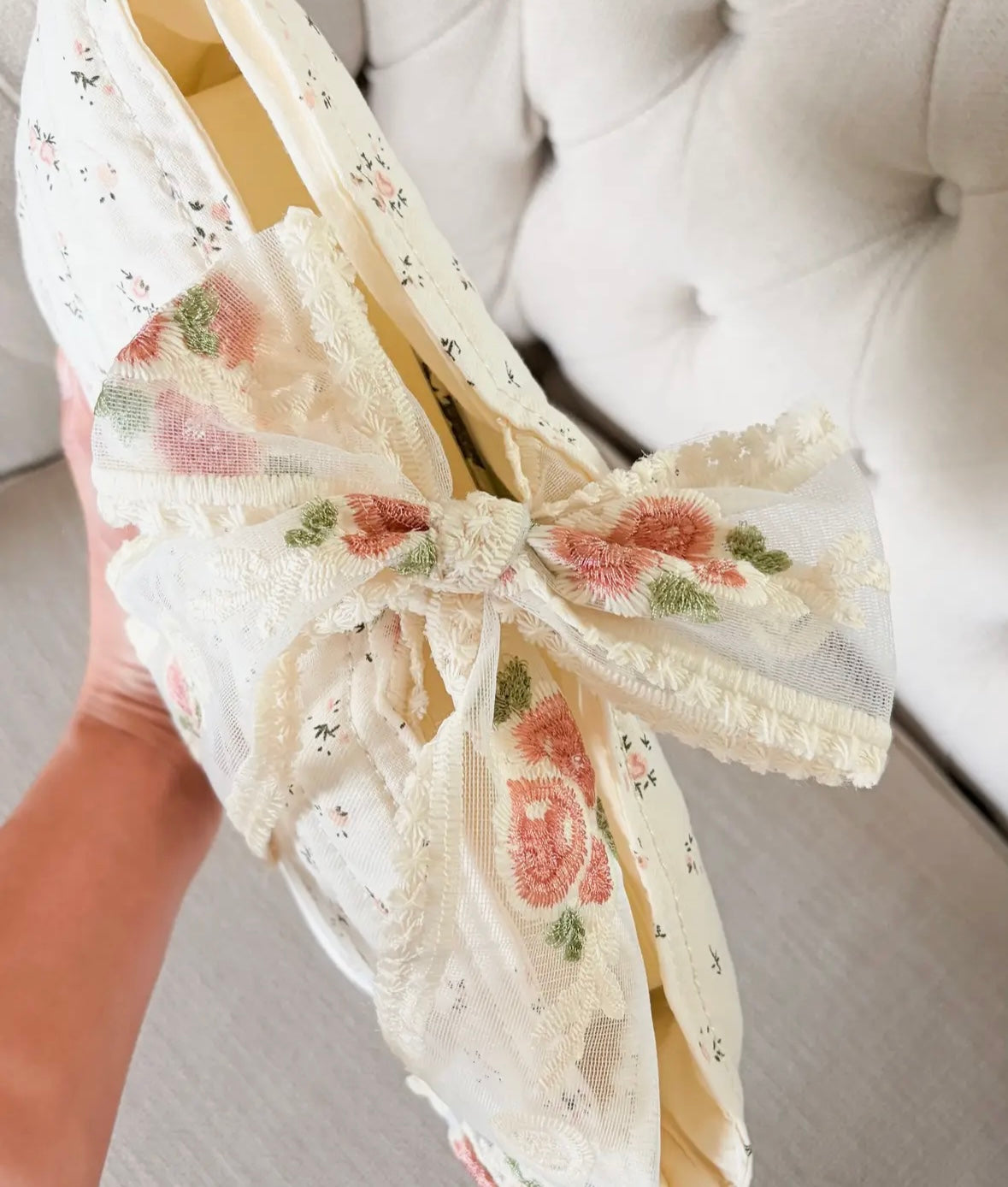 Bible - Book Sleeve/ Lace Ribbon bow